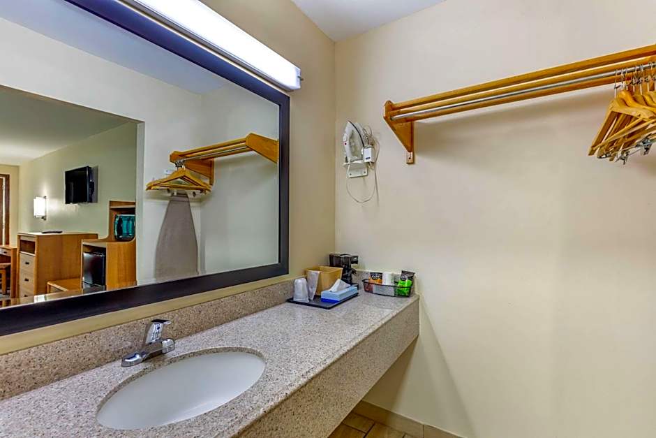 Econo Lodge Kosciusko