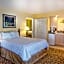 Wyndham Branson at The Falls
