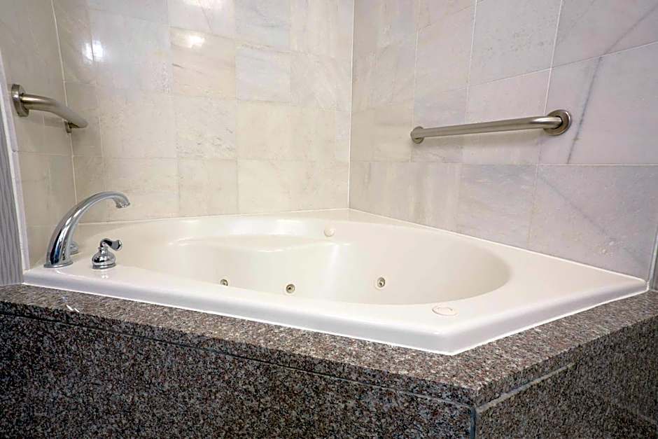 Drury Inn & Suites Columbus South