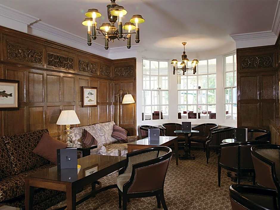 Macdonald Compleat Angler