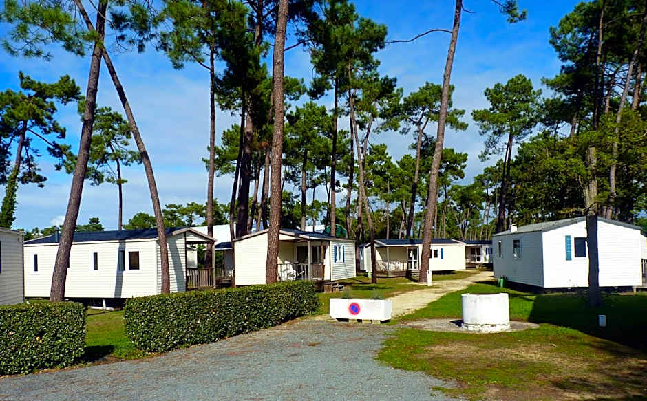 Residence Sous les Pins (by Popinns)
