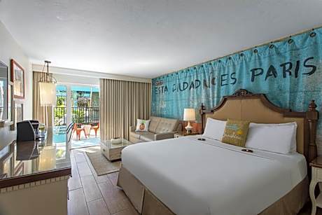 Premium Room 1 King Bed Gulf View Patio