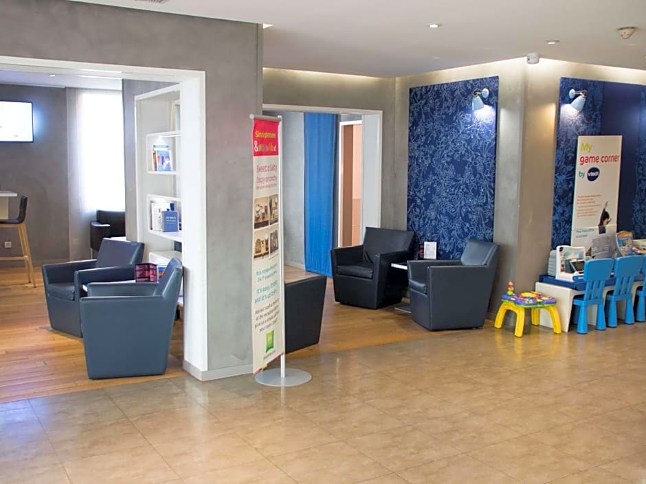 Ibis Styles Paris Tolbiac Bibliotheque