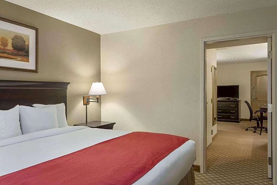 Country Inn & Suites by Radisson, Tuscaloosa, AL