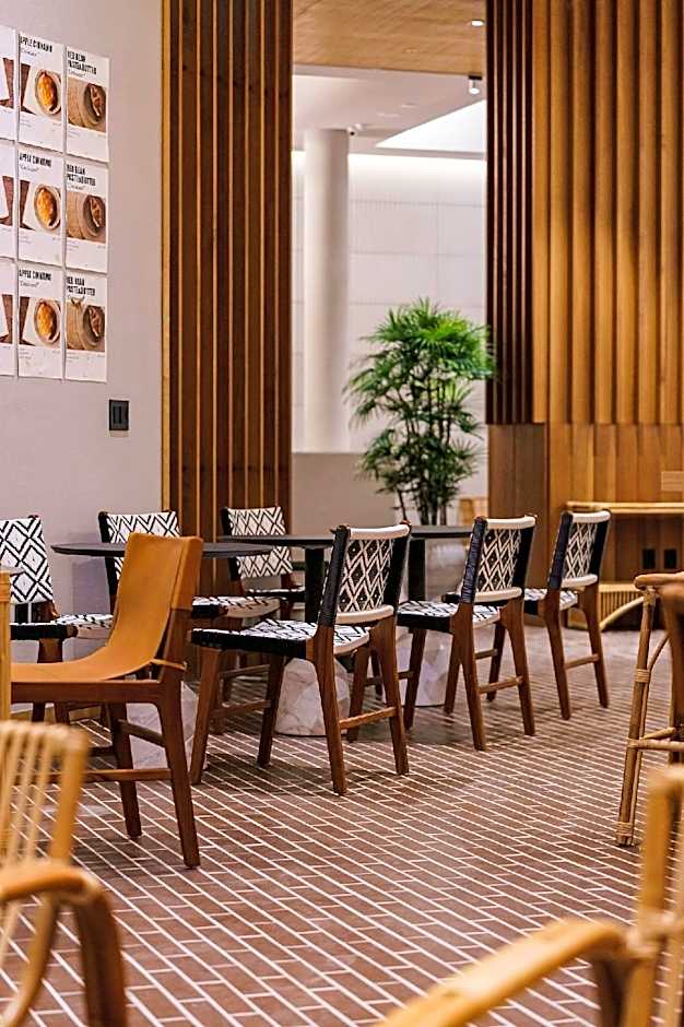 HOUND HOTEL SIGNATURE