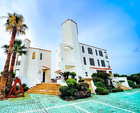 Sarang Tulle Pension