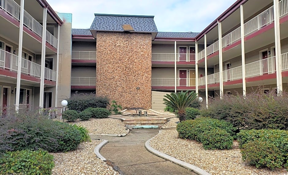 Red Roof Inn Kenner - New Orleans Airport NE