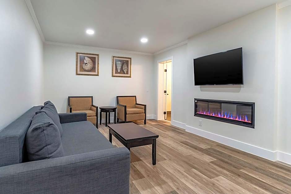 Best Western Carmel's Town House Lodge