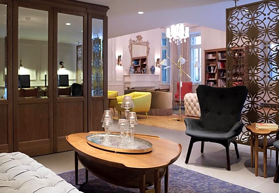 Marpessa Smart Luxury Hotel