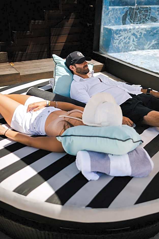 The Xperience by g - Adults only