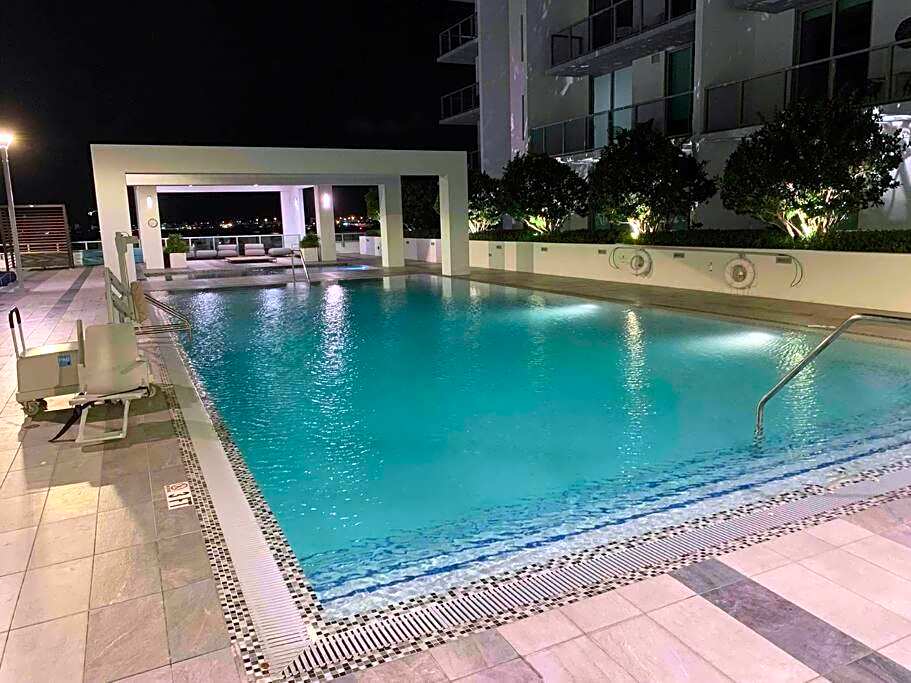 Luxury Oceanview Studio at Miami Design District