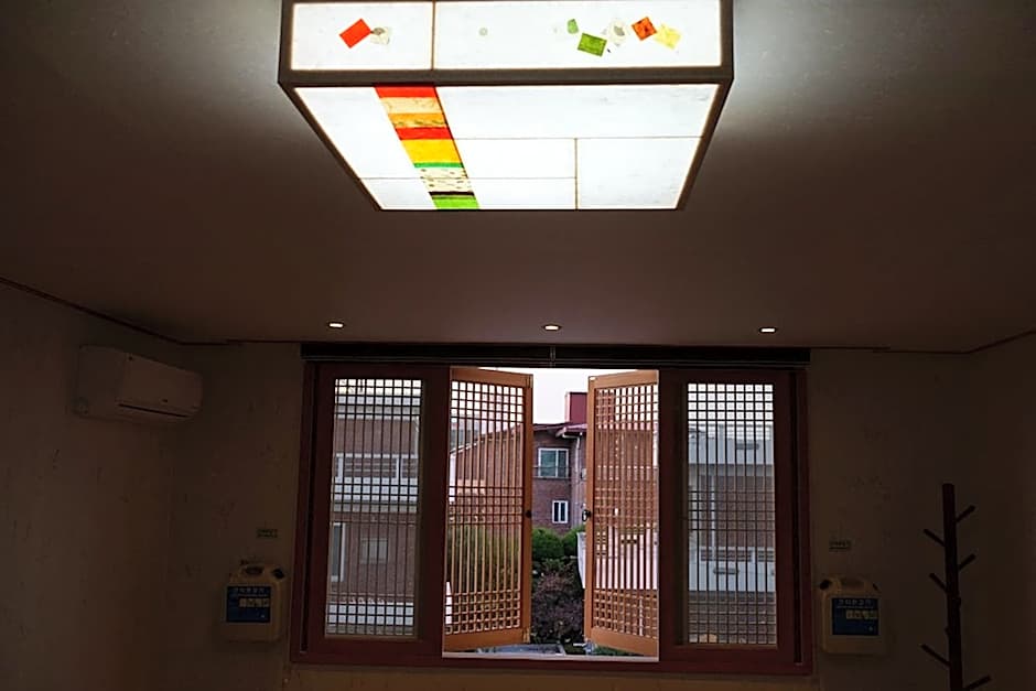 Jeonju Hwangsil Gwangwang Hotel