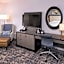 DoubleTree by Hilton Hotel Utica