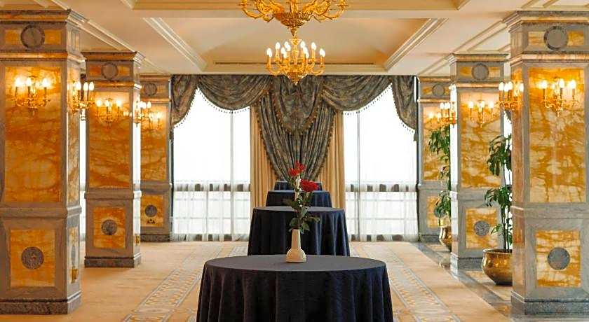 Sheraton Kuwait, A Luxury Collection Hotel, Kuwait City