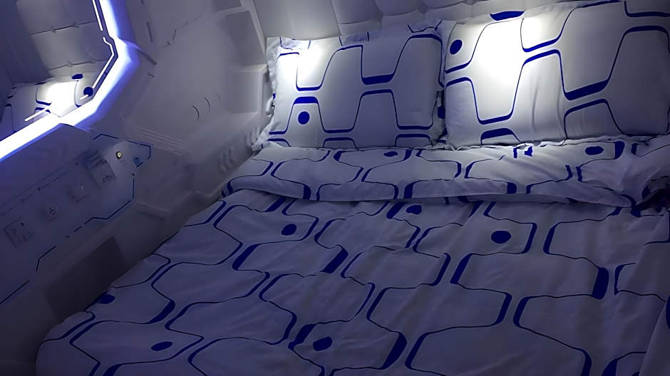 Space Cap Hotel