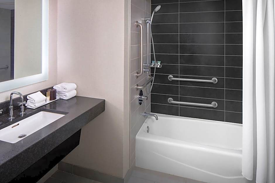 Hyatt Regency Minneapolis