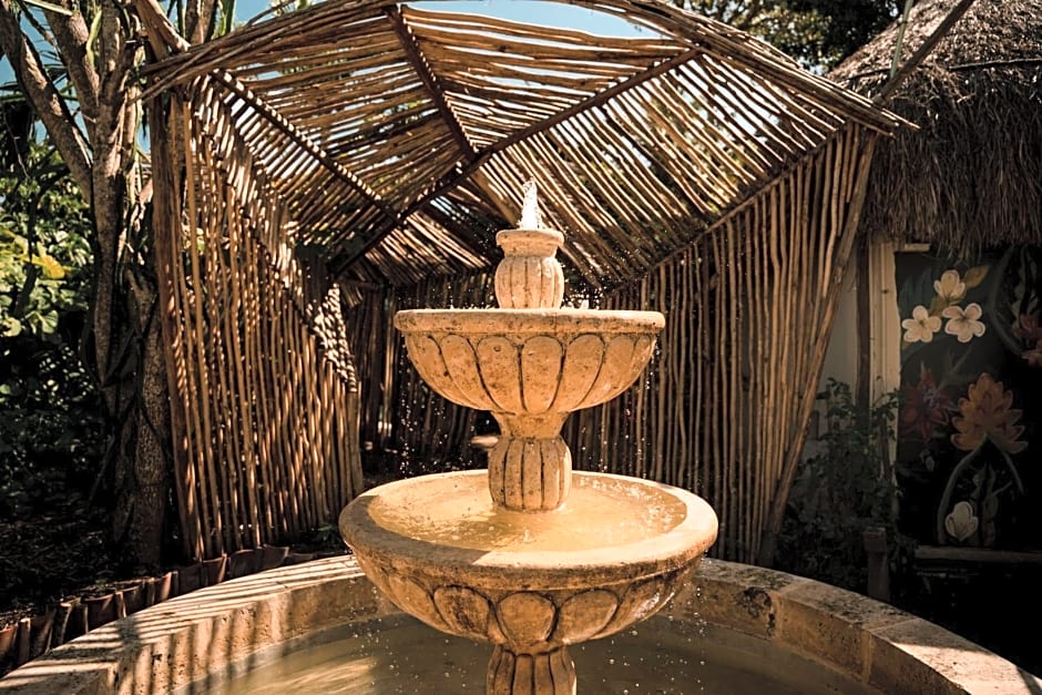 Petit Lafitte Beach Front Hotel & Bungalows
