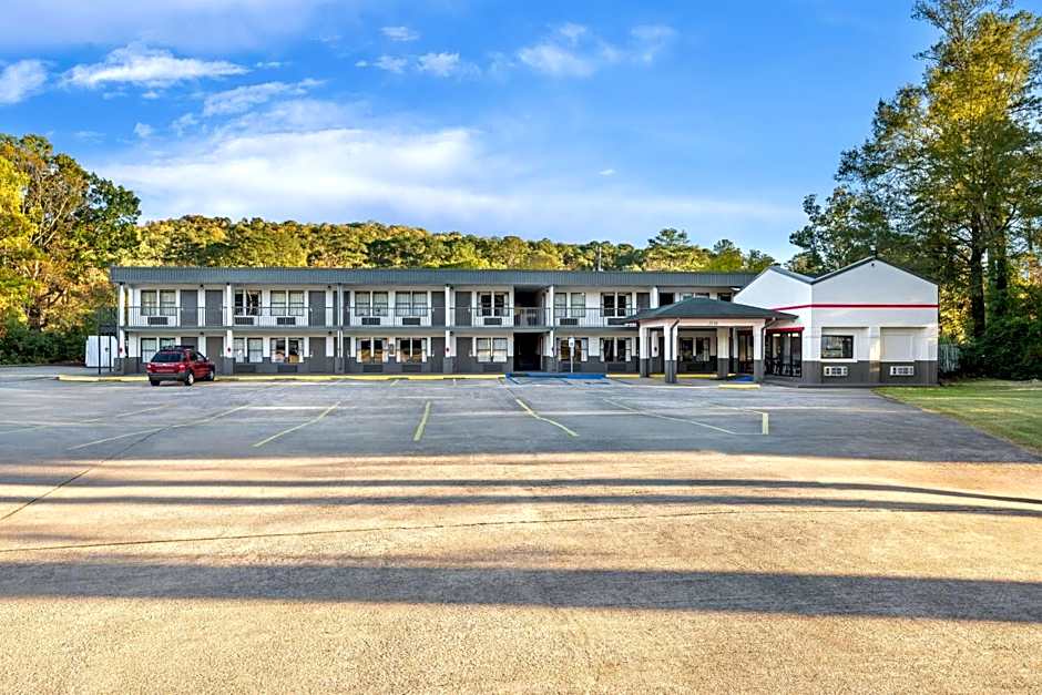 Super 8 by Wyndham Gadsden AL