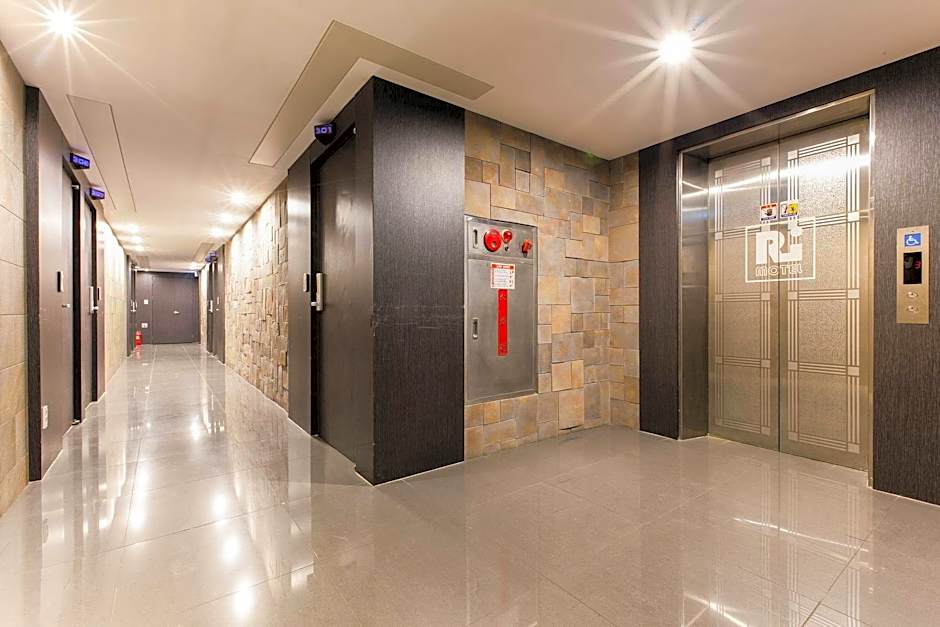 Richi Hotel