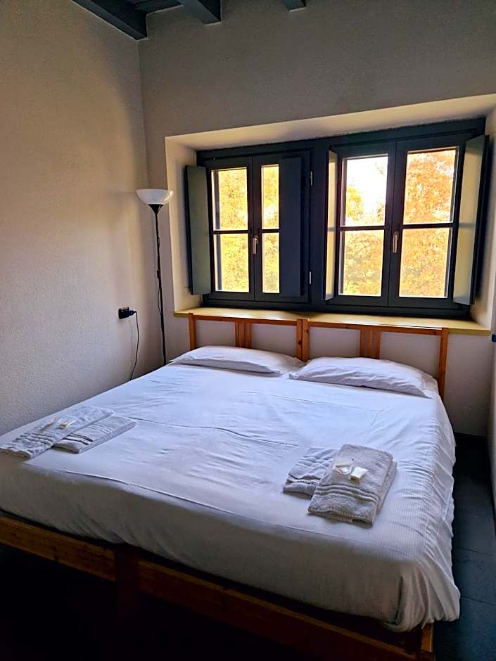 B&B e Ostello, Parco di Monza, CASCINA COSTA ALTA