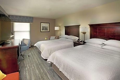 Room with Two Queen Beds - Non-Smoking