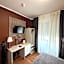 Yasha Hotel