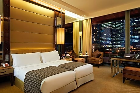 Taste the Good Life Package - Deluxe Twin Room (incl $250 SGD dining credit)