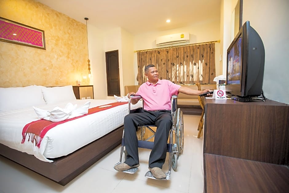 Phanomrungpuri Hotel