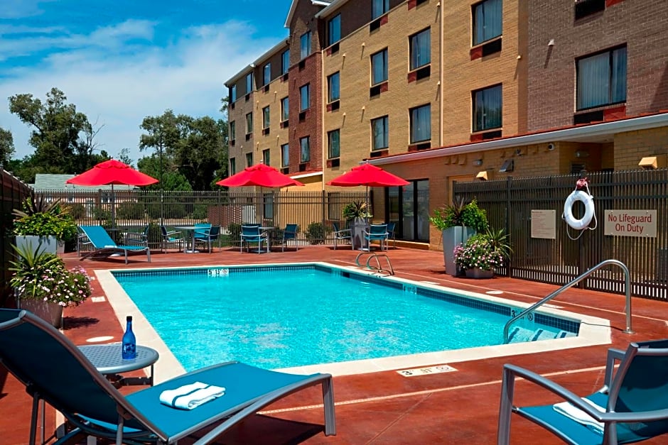 TownePlace Suites by Marriott Garden City