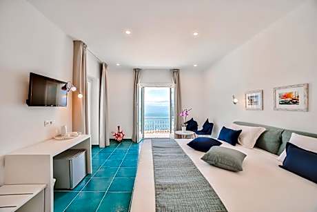 Suite with Sea View