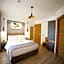 Set Ozer Hotel