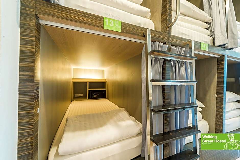 walking street hostel by new wave