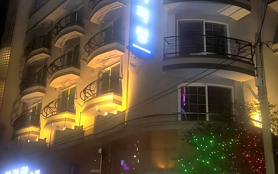 Goodstay Arirang Hotel