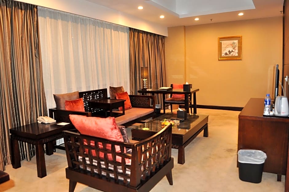 Fortune Hotel