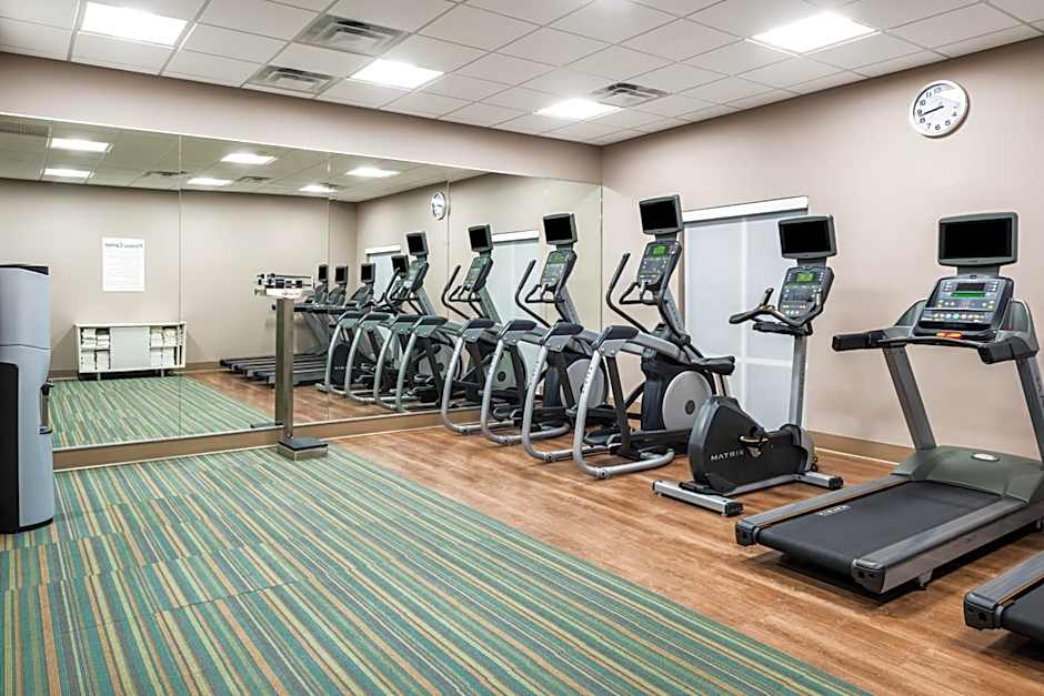 Holiday Inn Express and Suites St Louis-Chesterfield By IHG