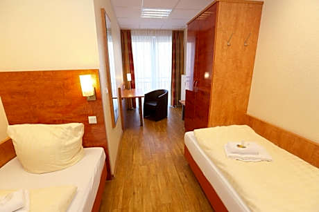 Apartment (4 Adults)