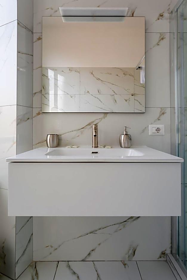 Golden Suites by Dimorra