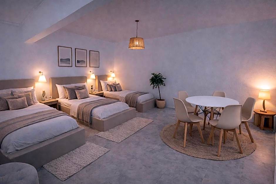 Noème Santorini