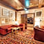 Hotel Holt - The Art Hotel