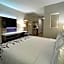 Quality Suites North Ih 35