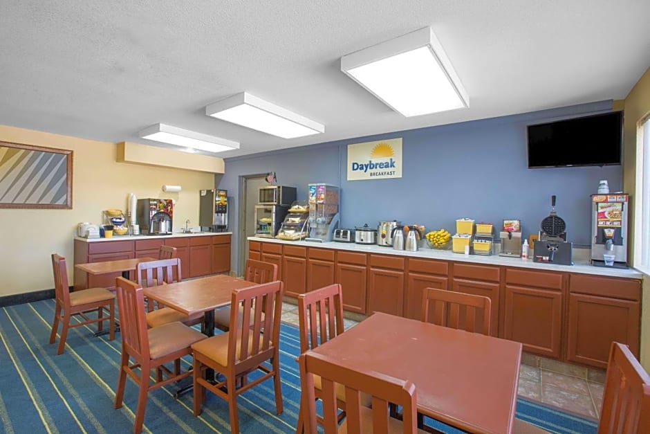Days Inn by Wyndham Grand Island