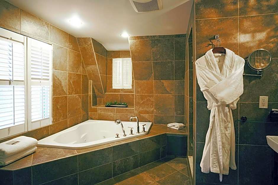 The Peacock Inn, an Ascend Collection Hotel