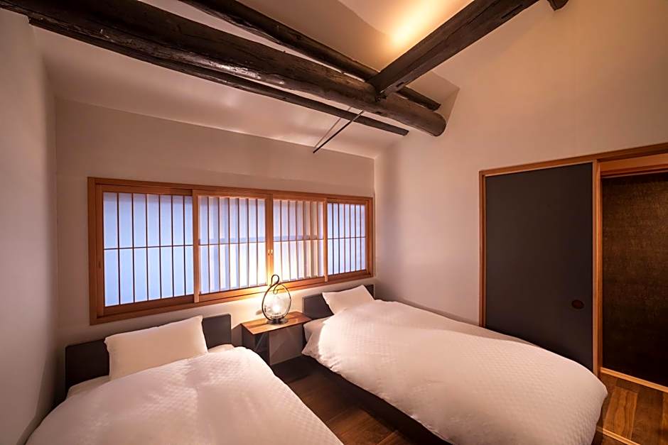 Rinn Machiya Kuon
