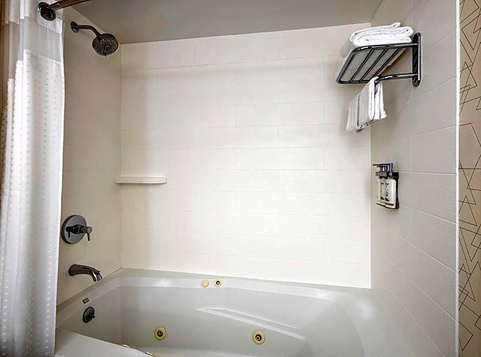 Holiday Inn Express NYC Chelsea - NoMad Area