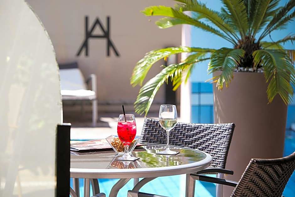 Hotel Ambassador
