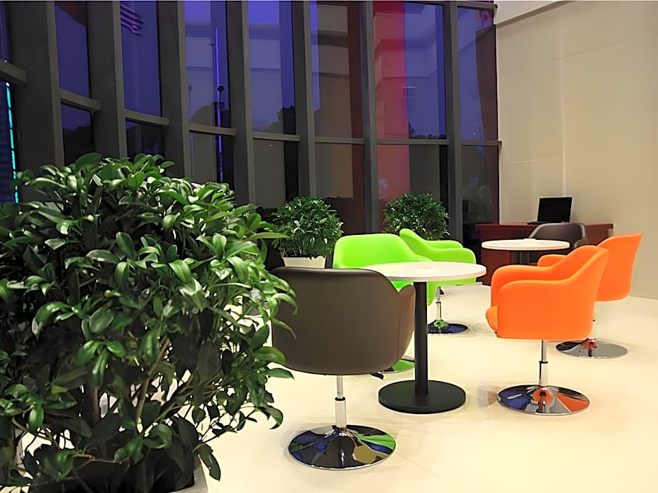 Green Tree Inn Wuxi Jiangyin Gaoxin District Shishan Road Ganglong Plaza