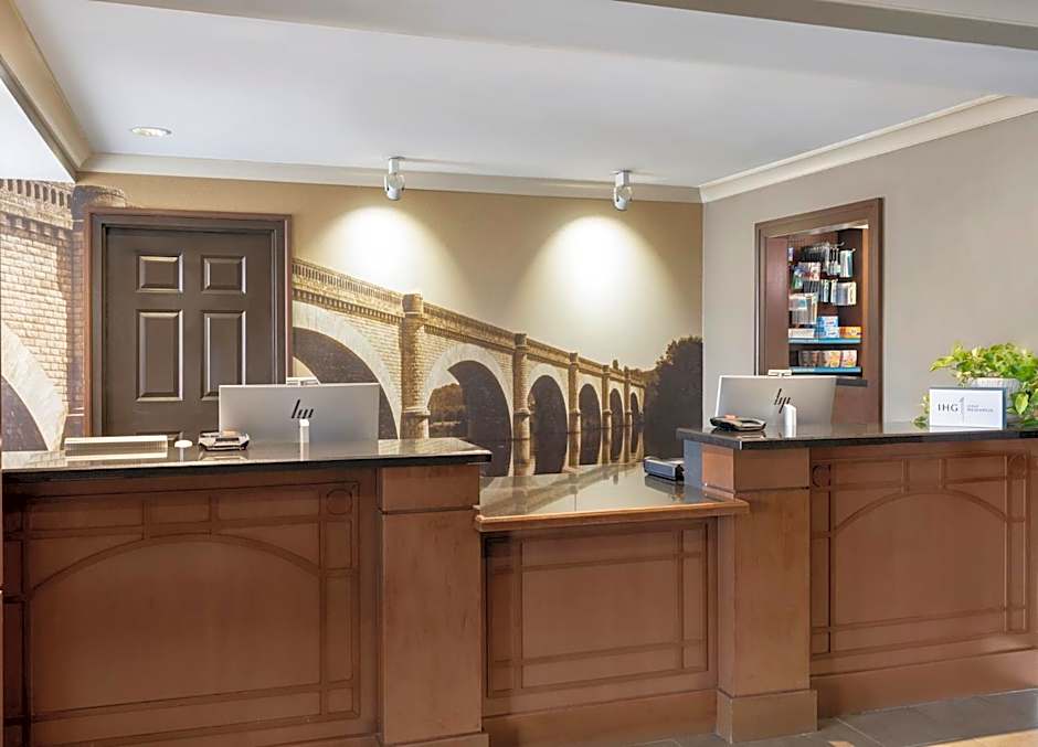 Staybridge Suites Indianapolis-Airport By IHG