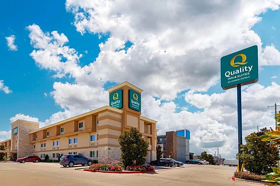 Quality Inn & Suites Plano