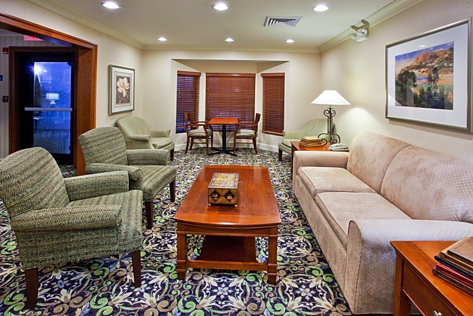 Staybridge Suites Savannah Airport-Pooler