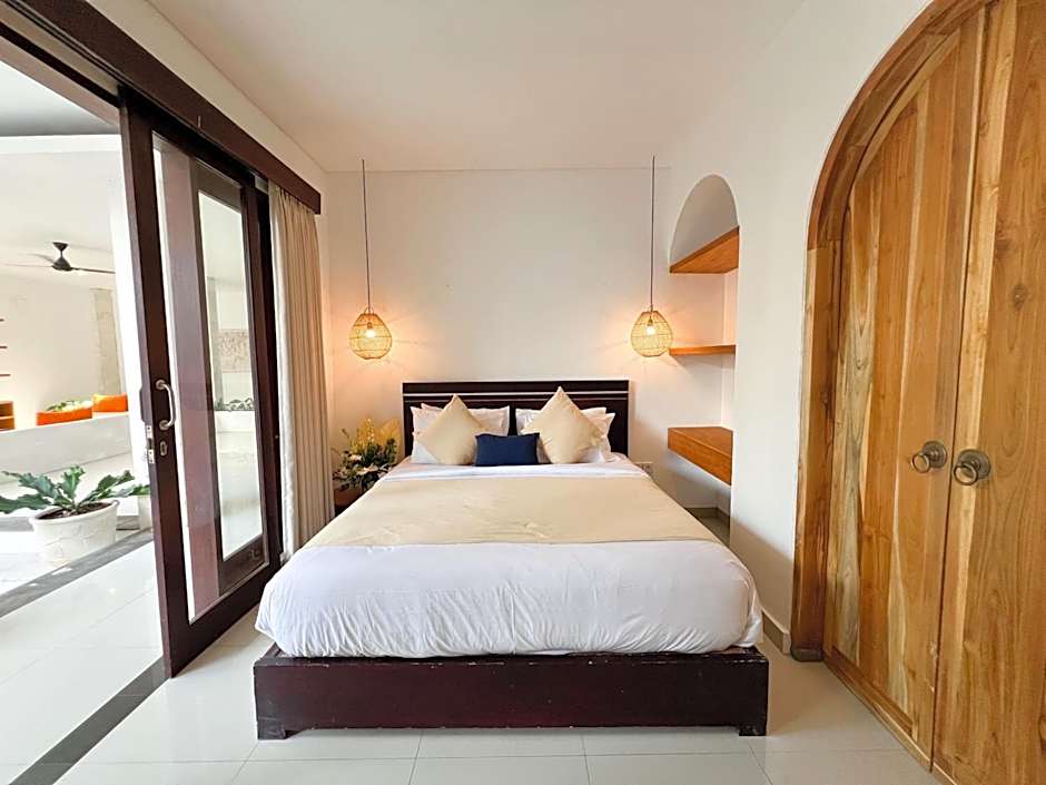 Apple Villas & Apartments